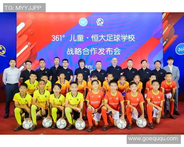 香港邀请退役足球明星回归助力本地足球发展与青训计划 香港邀请退役足球明星回归助力本地足球发展与青训计划